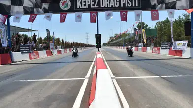 Kepez’de Gerçekleşen Motodrag Yarışlarında Kupalar Sahiplerini Buldu