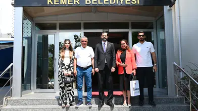 Ukraynalı Savaş Mağduru Çocuklara Kemer'de Tatil Sürprizi