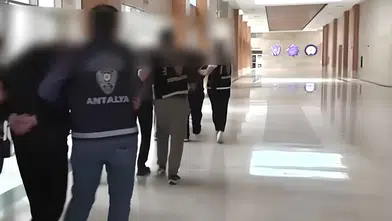 Antalya'da 2 Haftada 376 Bin Kişi Sorgulandı! 235 Şüpheli Tutuklandı
