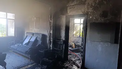 Antalya'da Zemin Katta Başlayan Yangın Mahalleyi Sokağa Döktü! 2 Oda Kül Oldu!