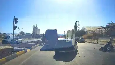 Serik’te AFAD Minibüsüyle Çarpışan Mobilet Sürücüsü Ağır Yaralandı