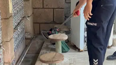 Muratpaşa'da Önce Oyuncak Sandılar, Sonra İtfaiyeyi Aradılar