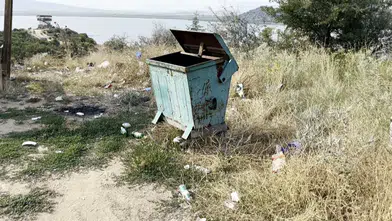 Gölhisar Gölü’nde Yangın Tehlikesi: Doğaya Atılan Şişeler Mercek Etkisi Yapıyor