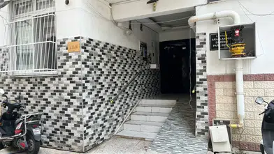 Adana'da Apartman Girişinde Dehşet: Eşini Ağır Yaraladı
