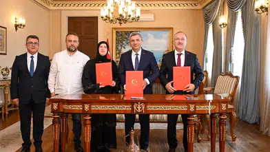 Muratpaşa'da Ortaokula Uygulamalı Eğitim Alanı ve Mescit: Protokol İmzalandı