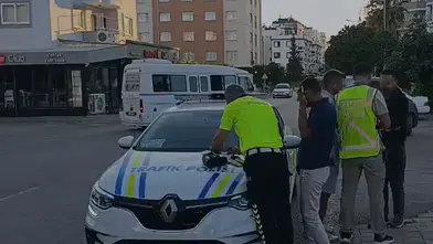 Adana'da Düğün Konvoyuna Katılan Kamyonculara 'Havalı Korna' Şoku: 168 Bin TL Ceza