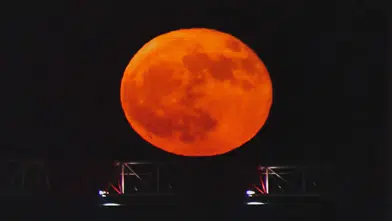 Antalya Semalarında Büyüleyici Gece: Gökyüzü Dolunayla Aydınlandı!