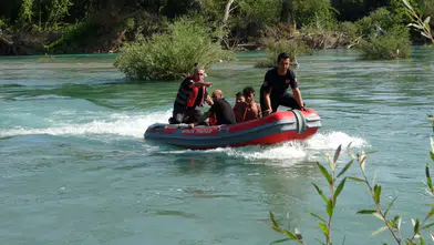 Manavgat Irmağı’nda Adacıkta Mahsur Kalan 4 Kişi Kurtarıldı