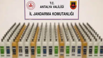 Manavgat ve Alanya'da Turizm Sezonuna Sahte İçki Darbesi! 208 Litre Bulundu