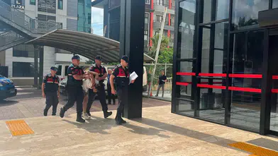 Çaldığı Araçla Dehşet Saçıp Jandarma Personelini Yaraladı!