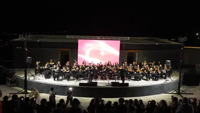 Kemer Gençlik Orkestrası Korkuteli Seyirpark’ta Sahne Aldı