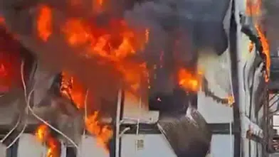 Hatay'da İşçilerin Kaldığı Konteyner Alevlere Teslim Oldu!