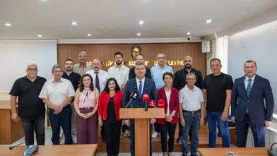 CHP'den Ayrılan Ercengiz 15 Üyeyle YENİ Parti'ye Geçti