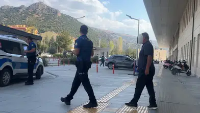 Park Yeri Kavgası Kanlı Bitti! Baba ve Oğlu Bıçaklandı