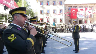 Isparta'da 30 Ağustos Coşkusu: 15 Temmuz Meydanı'nda Tören Düzenlendi