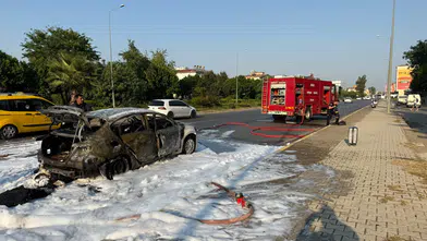 Serik'te Seyir Halindeki Otomobil Alev Aldı: 4 Yaralı