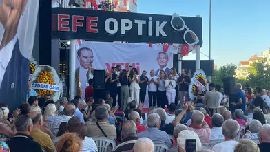 Yeni Parti Konyaaltı'nda Coşkulu Açılış!