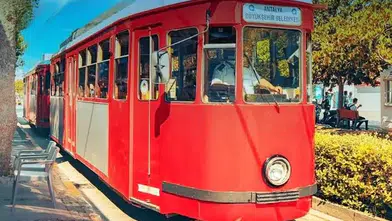 Muratpaşa Muhtarlarından Nostalji Tramvayı Daveti