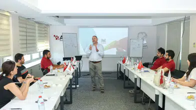 AOSB Akademi'den Sanayicilere Yönetim ve Dönüşüm Eğitimi