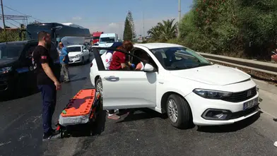 Manavgat'ta Akaryakıt Tankeri ile Otomobil Çarpıştı