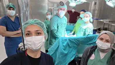 Antalya'da Çare Bulamadı: 13 Santimetrelik Kitle Burdur'da Ameliyatla Alındı