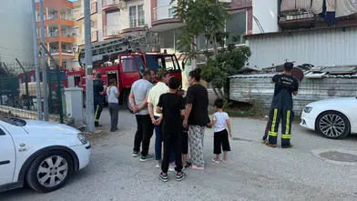 Antalya Serik'te Korkutan Balkon Yangını! Facia Kıl Payı Önlendi