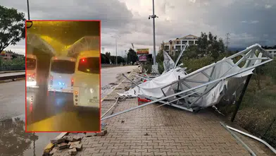Belek'te Turizm Çalışanlarını Taşıyan Servis Kontrol Noktasına Çarptı