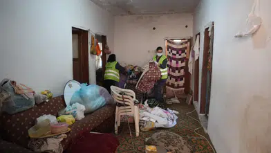 Kepez'de Yatağa Bağımlı Yaşayan 76 Yaşındaki Ayşe Nine İçin Seferberlik