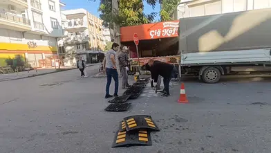 Manavgat'ta Mahallelinin Çığlığı Duyuldu: Kavşağa Kasis Yerleştirildi