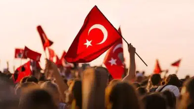 Cumhuriyet Ateşi Kaş’ta Yanıyor! 103. Yılda Her Eve Bir Bayrak!