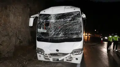 Konyaaltı'nda Servis Araçları Çarpıştı: Zincirleme Kazada 10 Yaralı