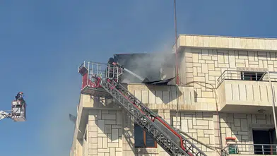 Mersin'de Fabrika Yangını: İdari Binadaki Alevler Kontrol Altına Alındı