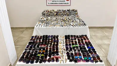 Konyaaltı ve Manavgat'ta Lüks Markaların Sahtelerini Piyasa Süreceklerdi