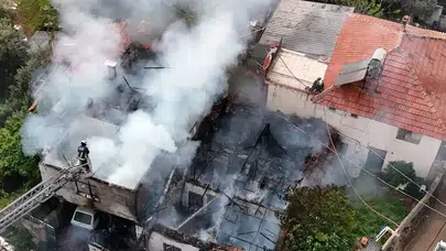 Kepez’deki Yangından İki Kardeşi Komşuları Kurtardı