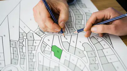 Büyük arsa yapım veya onarım karşılığı uzun süreli kiraya verilecek