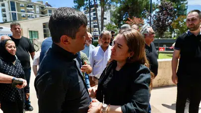 Büşra Özdemir’den Ramazan Demir’e Cenazede Taziye Ziyareti