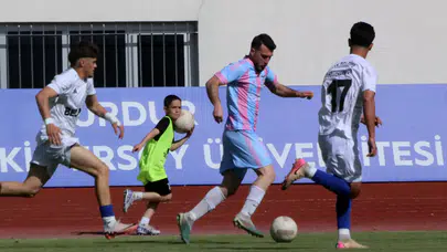 Sahada Kartlar Havada Uçuştu: Burdur'un Bal Temsilcisi Belli Oldu!