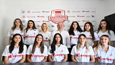 Muratpaşa'nın Sultanları Yeni Sezon İçin Sözleşme İmzaladı