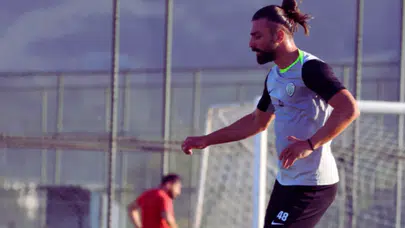 Serik Belediyespor Sahaya İndi! İşte Yeni Transferlerle İlk Antrenman