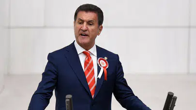 Üyeliği Askıya Alınan Mustafa Sarıgül YENİ Parti'den İstifa Etti