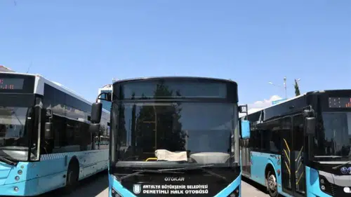 Antalya’da Vatandaşlar Halk Otobüslerinde “Yazılı Olmayan” Kuraldan Şikayetçi