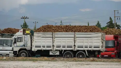 Burdur’da Pancar Sezonu Üreticilere Müjdeyle Başladı