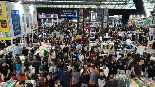 Bu Yıl Antalya Kitap Fuarı’nı Kaç Kişi Ziyaret Etti?