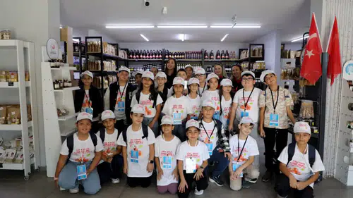 Antalya’da Öğrenciler Kooperatifleri Tanıdı