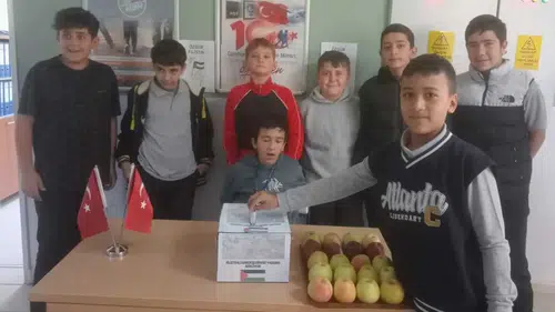 Isparta’da Öğrenciler Filistin Kampanyasını Rekor Bağışla Tamamladı