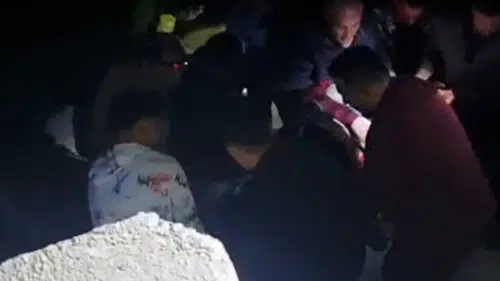 Hatay’da Kayalıklardan Denize Düşen Genç Kız Ağır Yaralandı!