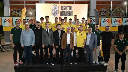 Mersin’de Basketbol Akademisi “Milli Takım” Hedefiyle Kapılarını Açtı
