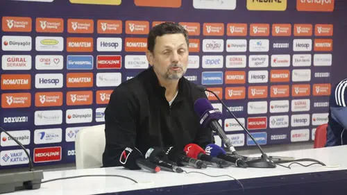 Antalyaspor’da Sinirler Gerildi: Erol Bulut Resti Çekti!