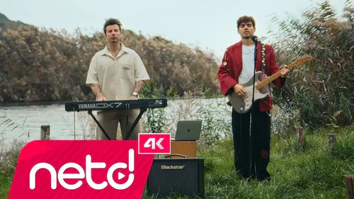 Emrah Karaduman ve Mavi Gri  O Değil Ki Şarkı Sözleri