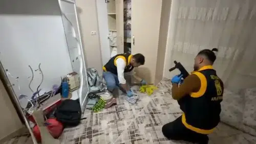 Adana’da Silah Deposu Gibi Ev İçin “Hasmımız Çok” Savunması!